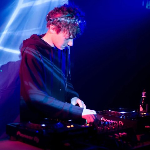 020 — Adelaide DJ