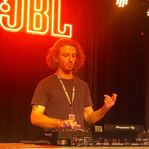 DV8 — Adelaide DJ