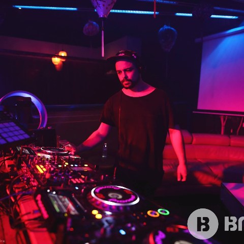 LIS/n — Adelaide DJ