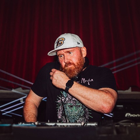 Laranja Grande — Adelaide DJ