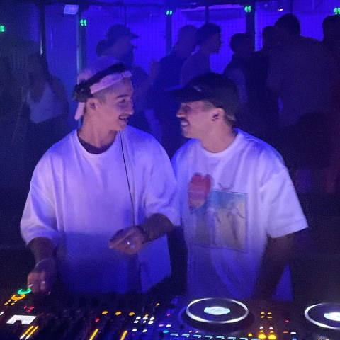 2XR — Adelaide DJ