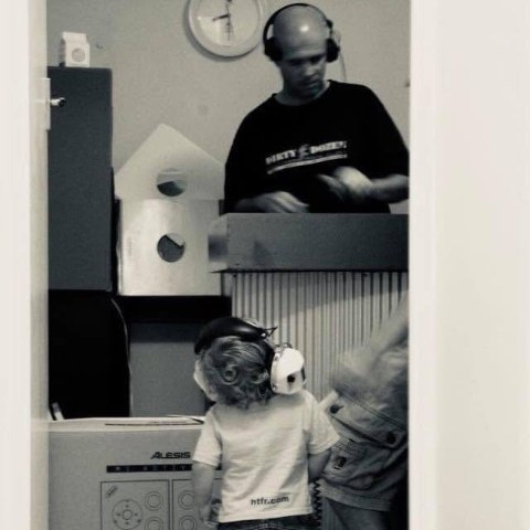 Drew — Adelaide DJ