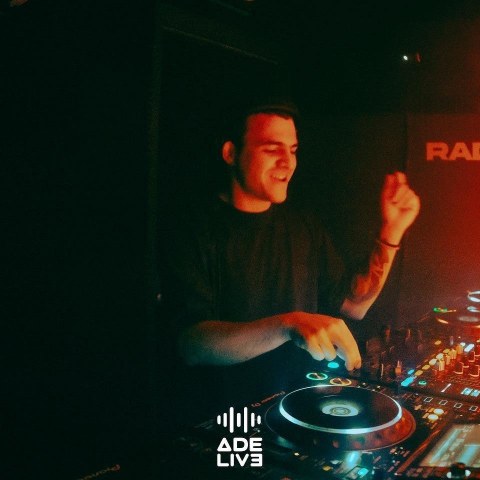 Daneles — Adelaide DJ