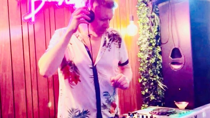Easter Sunday with Johnny Concept at Bacchus Bar